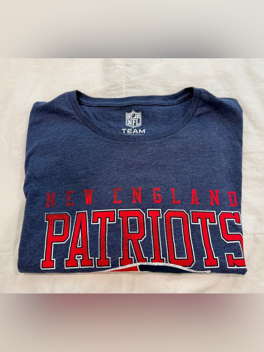 Men’s Official NFL New England Patriots Navy Graphic Tee